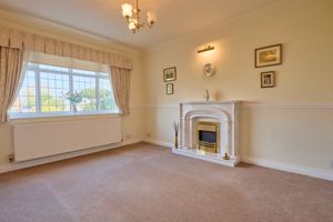 Lounge- click for photo gallery